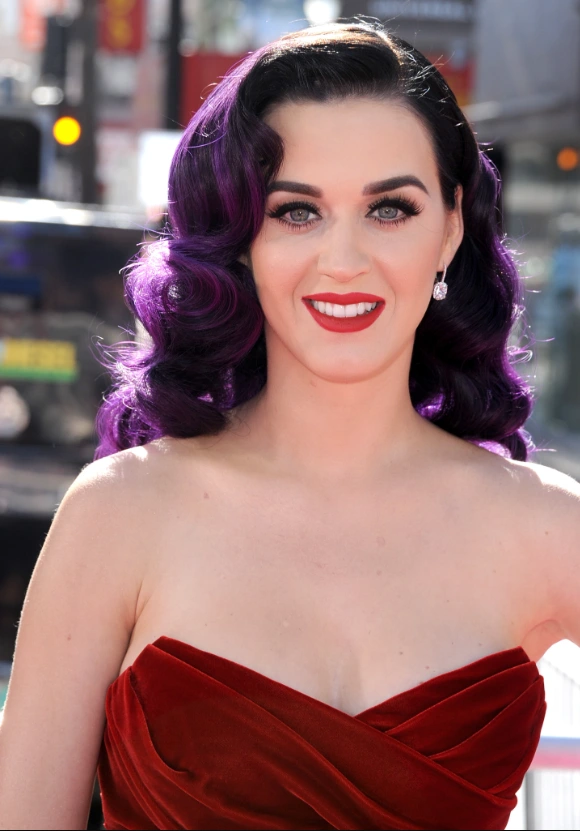 katy perry înainte de operație